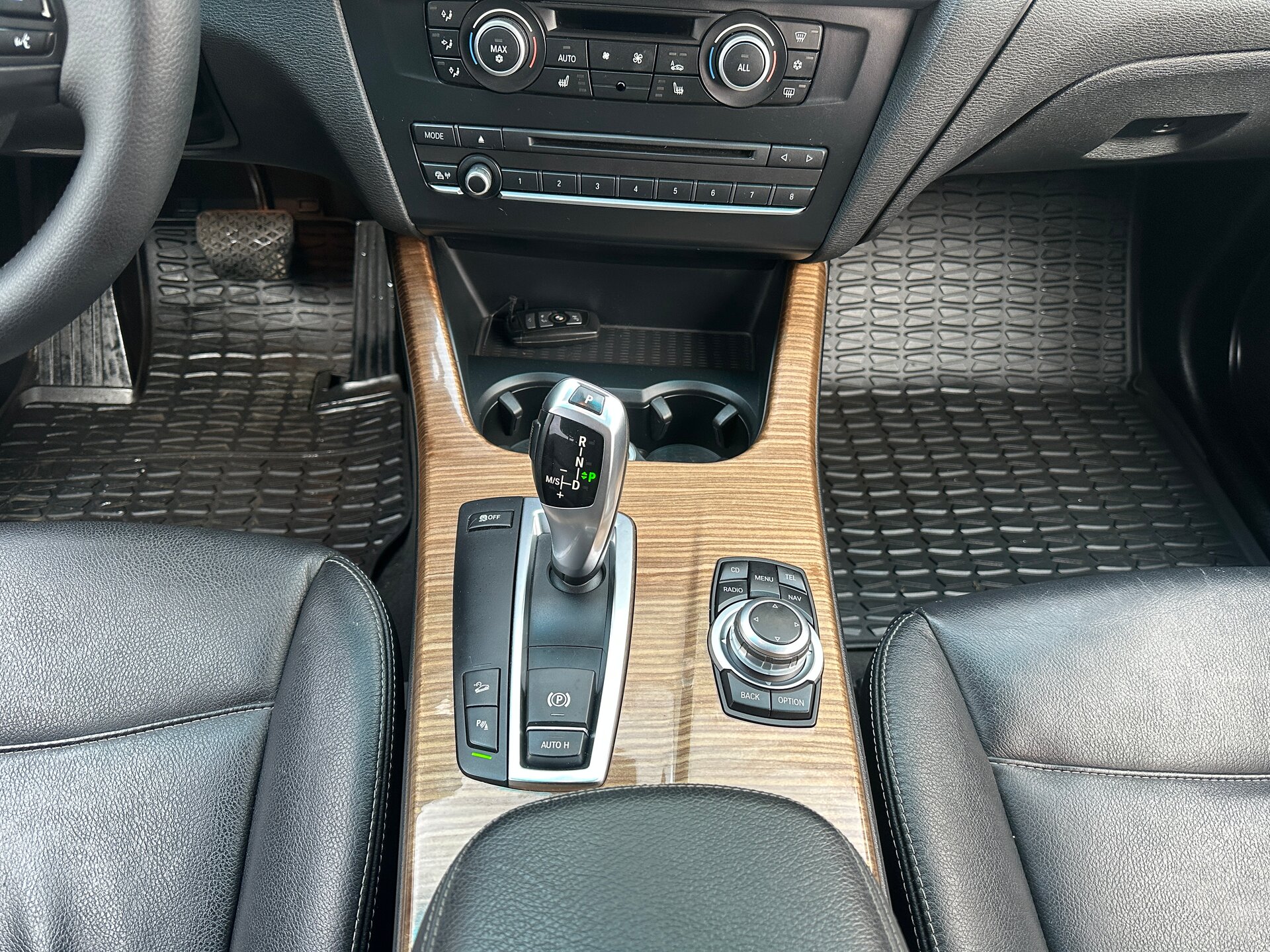 BMW X3, II (F25) 2011