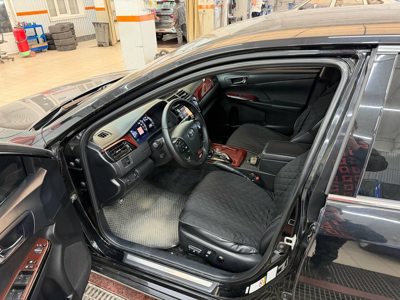 Toyota Camry, VII (XV50) 2012