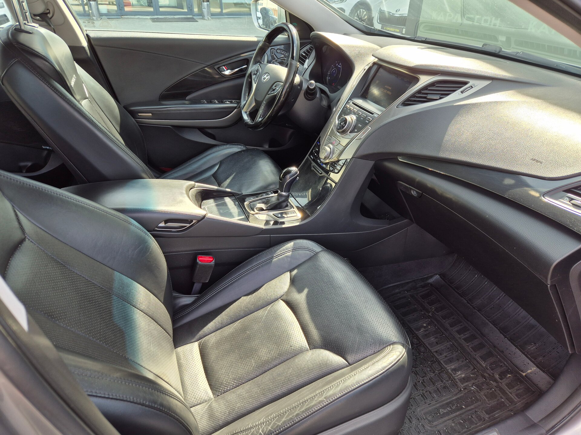 Hyundai Grandeur, V 2012