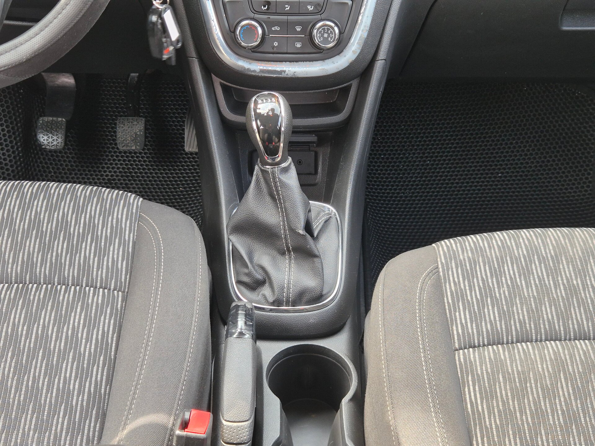 Opel Mokka, I 2015