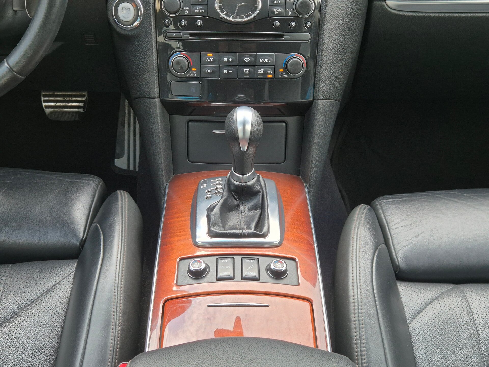 Infiniti FX, II (S51) Рестайлинг 2011