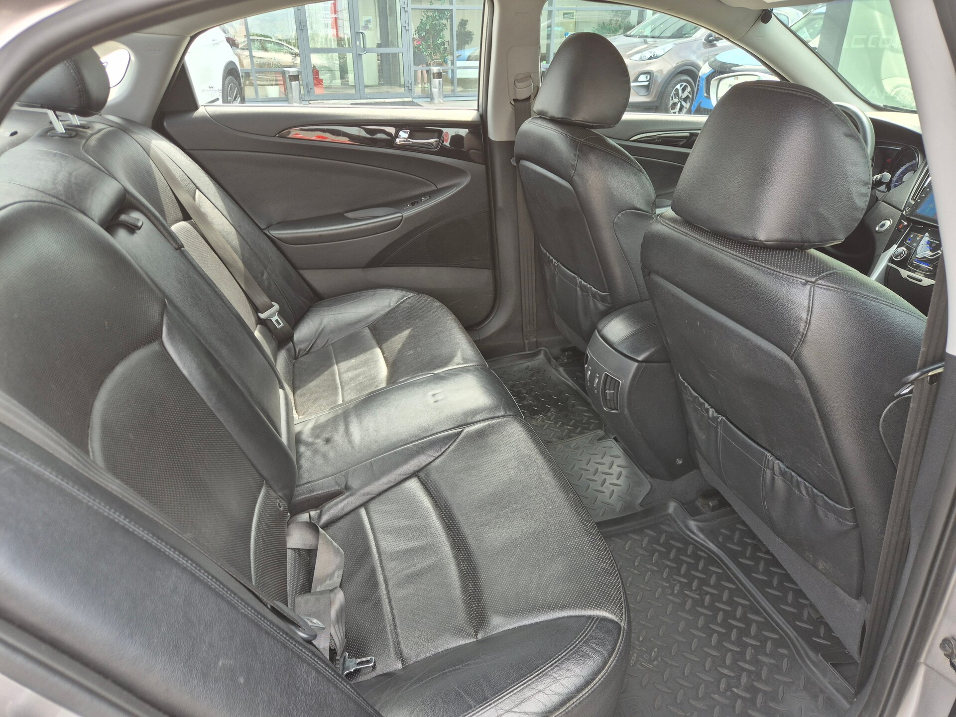 Hyundai Sonata, VI (YF) 2011