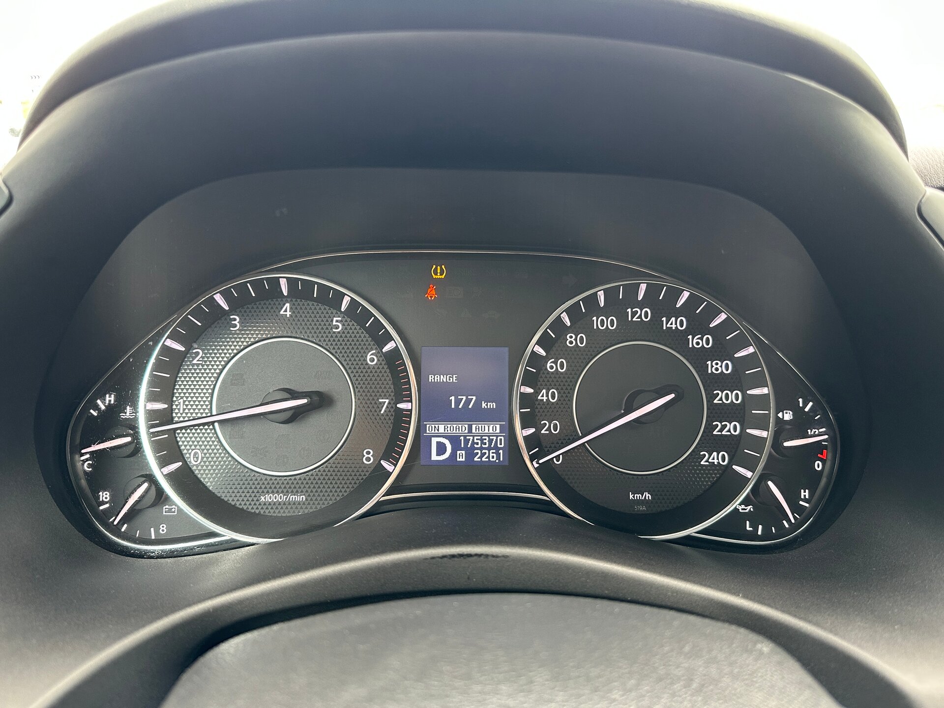 Nissan Patrol, VI (Y62) 2011 Nissan Patrol, VI (Y62) 2011