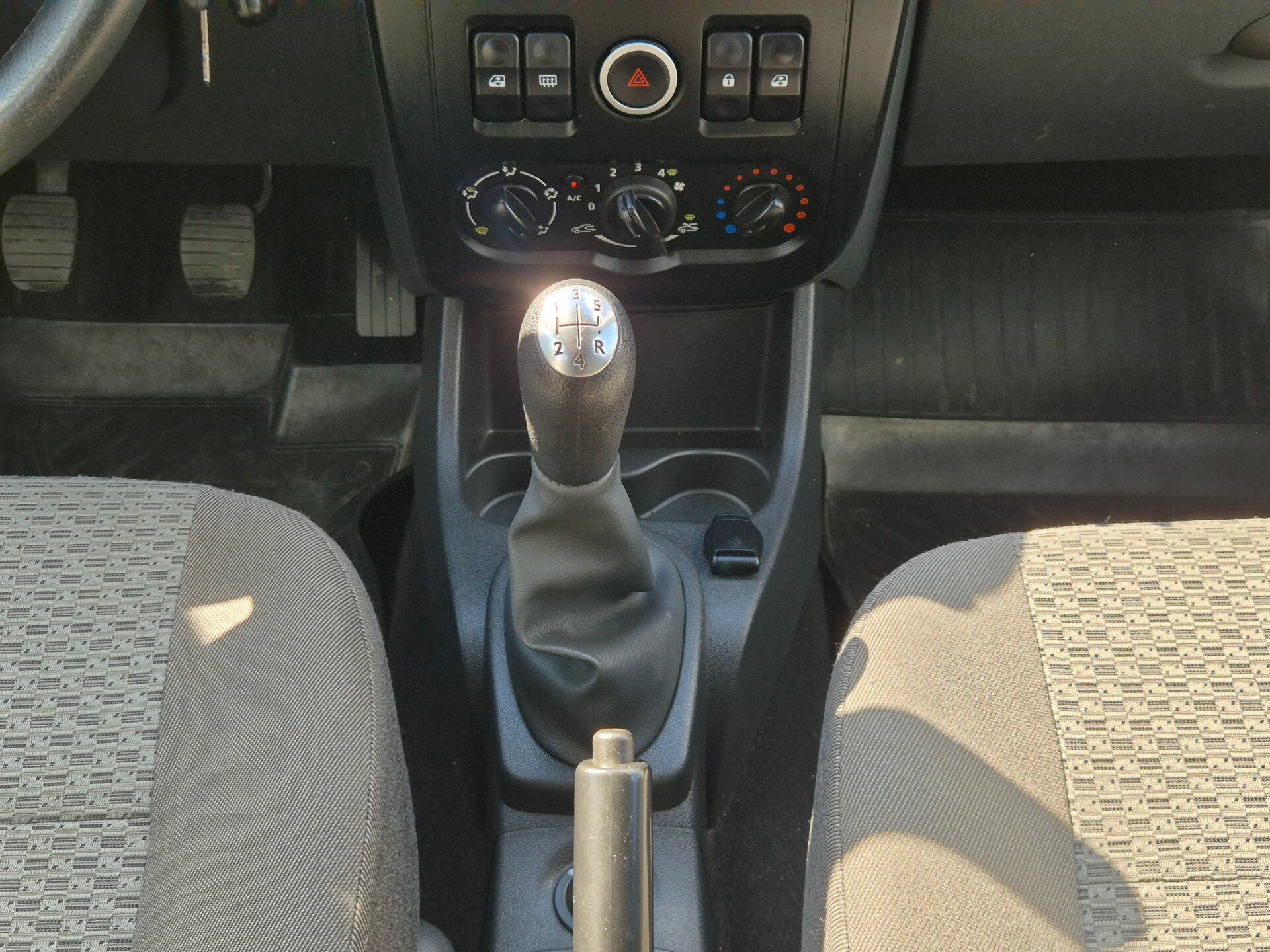 Lada (ВАЗ) Largus, I 2018
