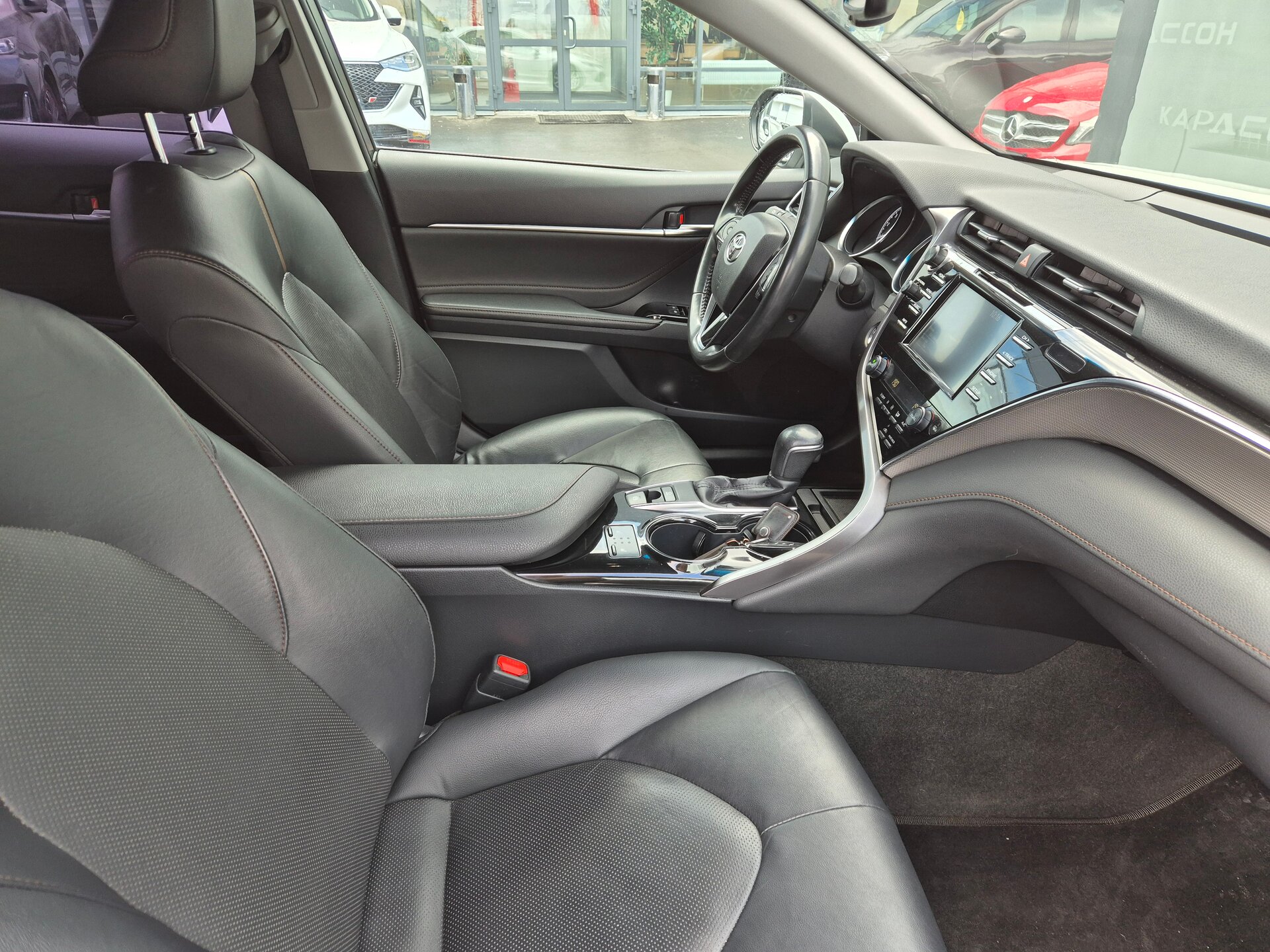 Toyota Camry, VIII (XV70) 2019