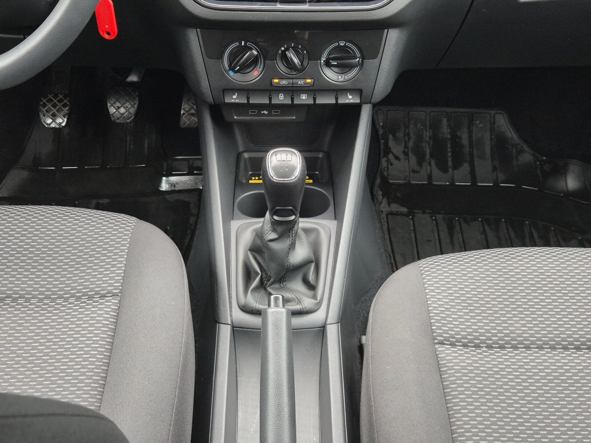 Volkswagen Polo, VI 2021