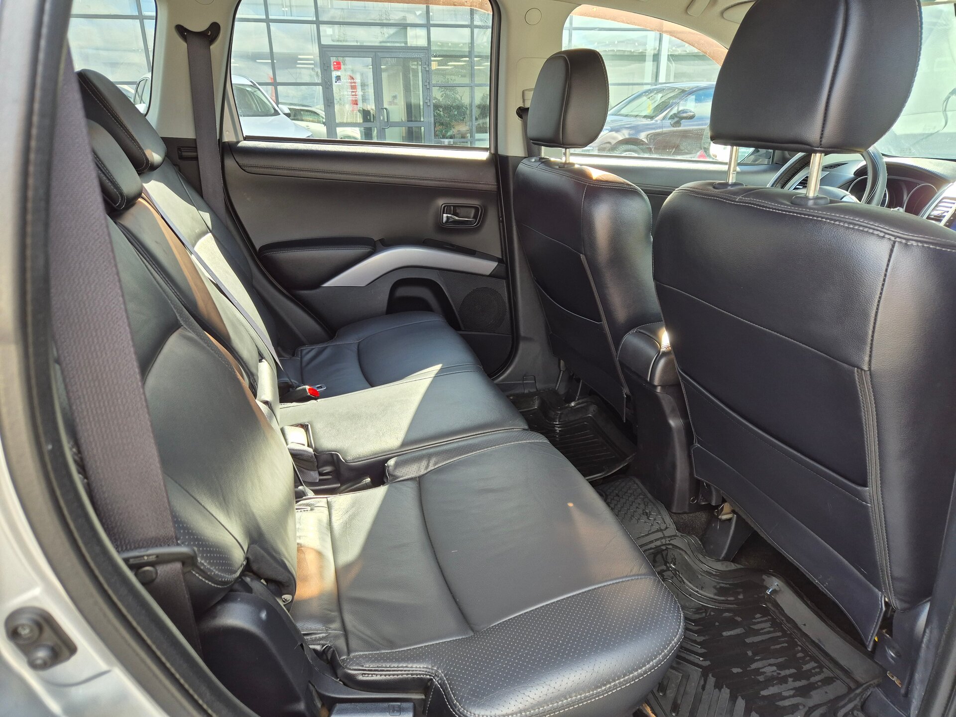 Mitsubishi Outlander, II Рестайлинг 2011