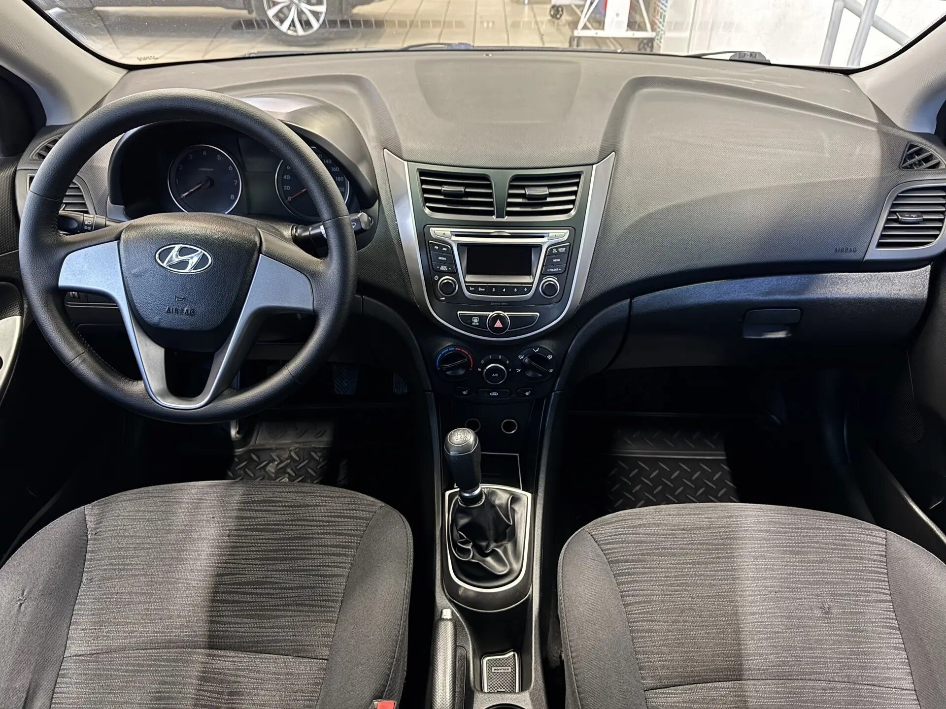 Hyundai Solaris, I Рестайлинг 2015