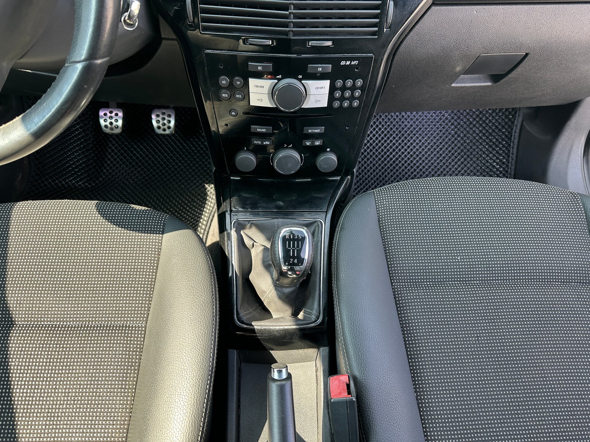 Opel Astra, H Рестайлинг 2010