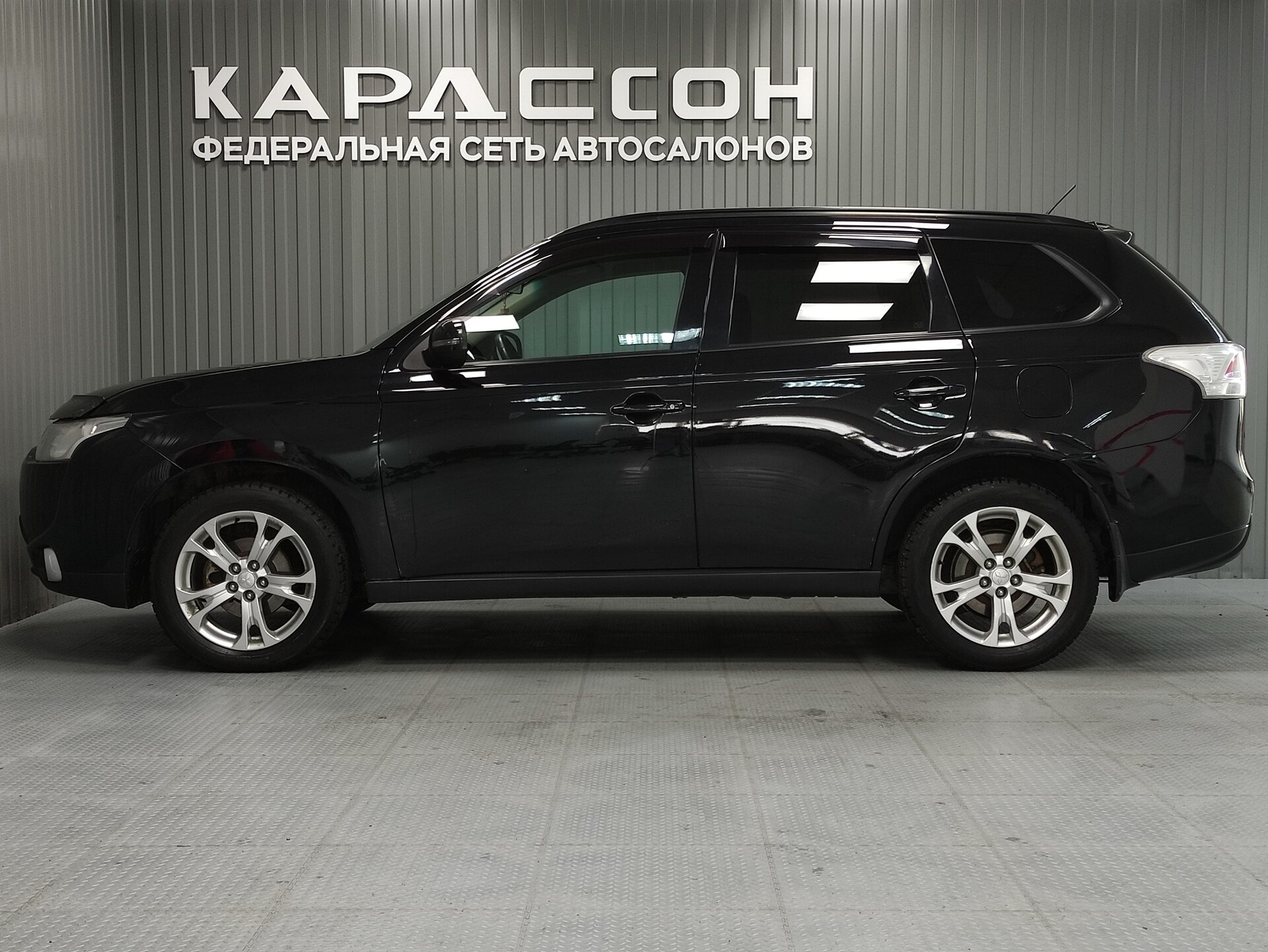 Mitsubishi Outlander, III 2013
