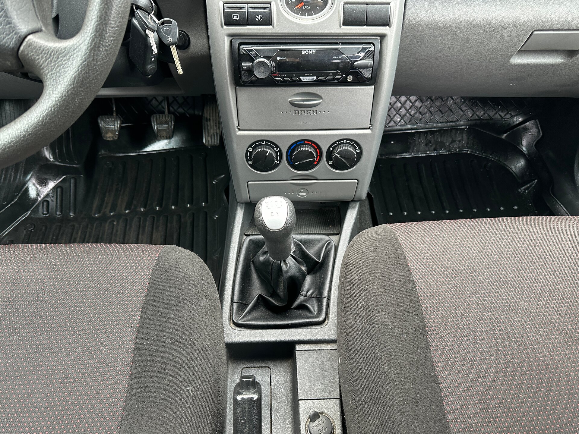Lada (ВАЗ) Priora, I 2011