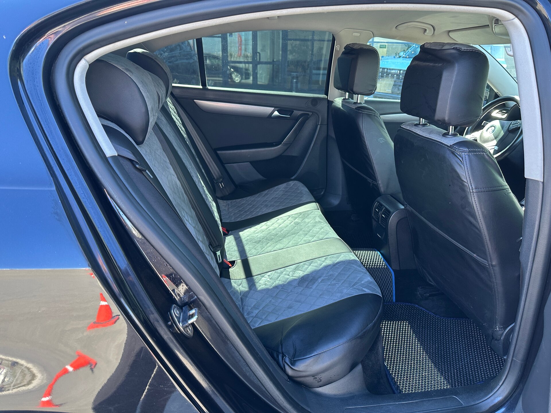 Volkswagen Passat, B7 2011
