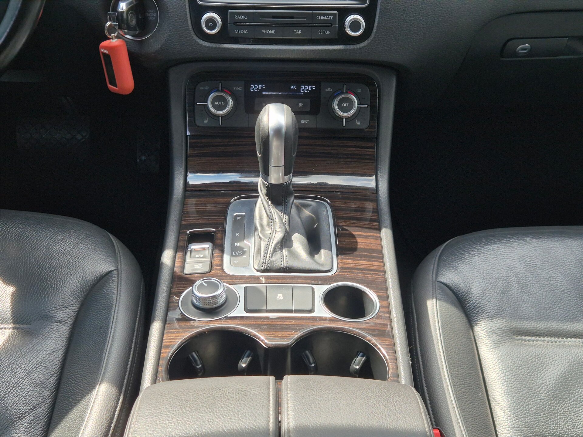 Volkswagen Touareg, II Рестайлинг 2014