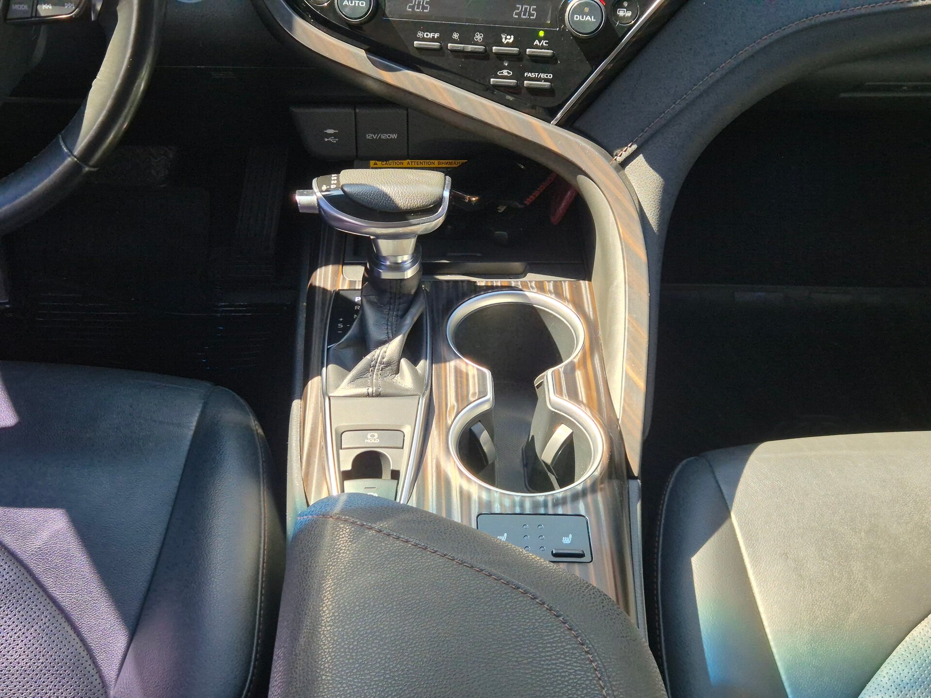 Toyota Camry, VIII (XV70) 2018