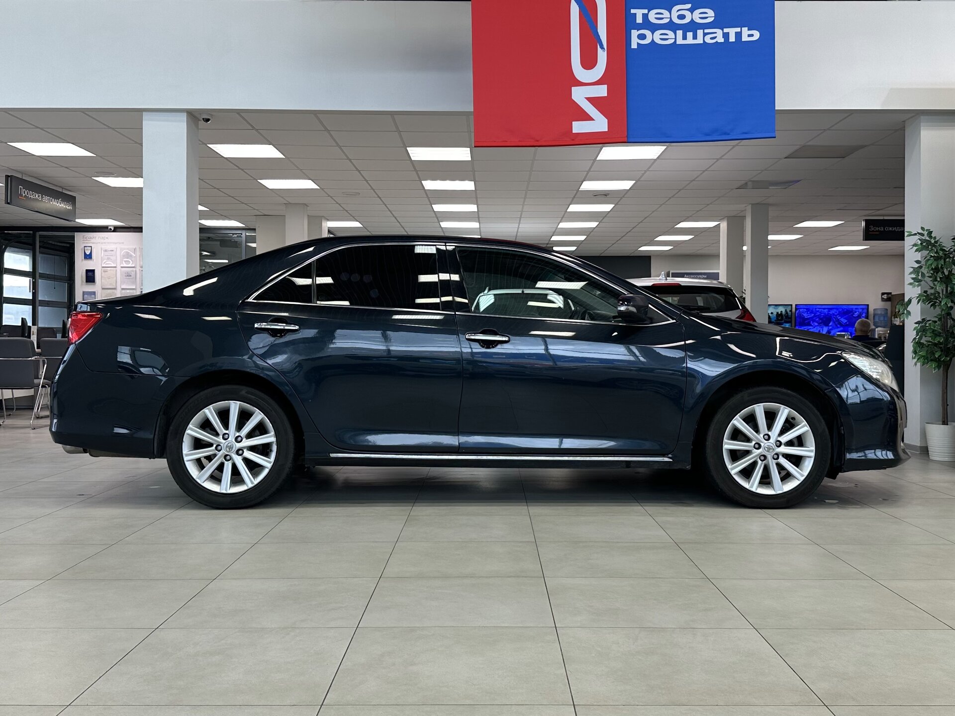 Toyota Camry, VII (XV50) 2013