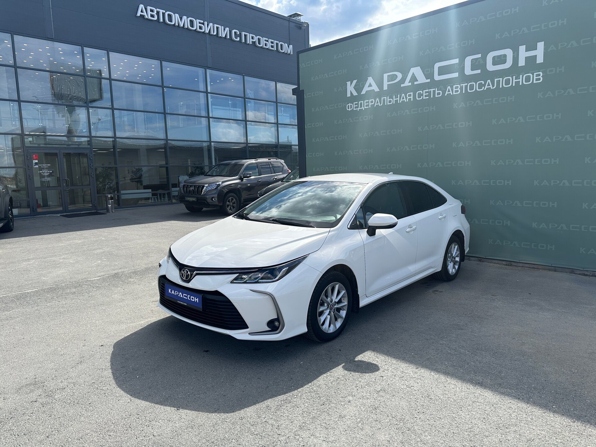 Toyota Corolla, XI (E160, E170, E180) Рестайлинг 1 2019 Toyota Corolla, XI (E160, E170, E180) Рестайлинг 1 2019