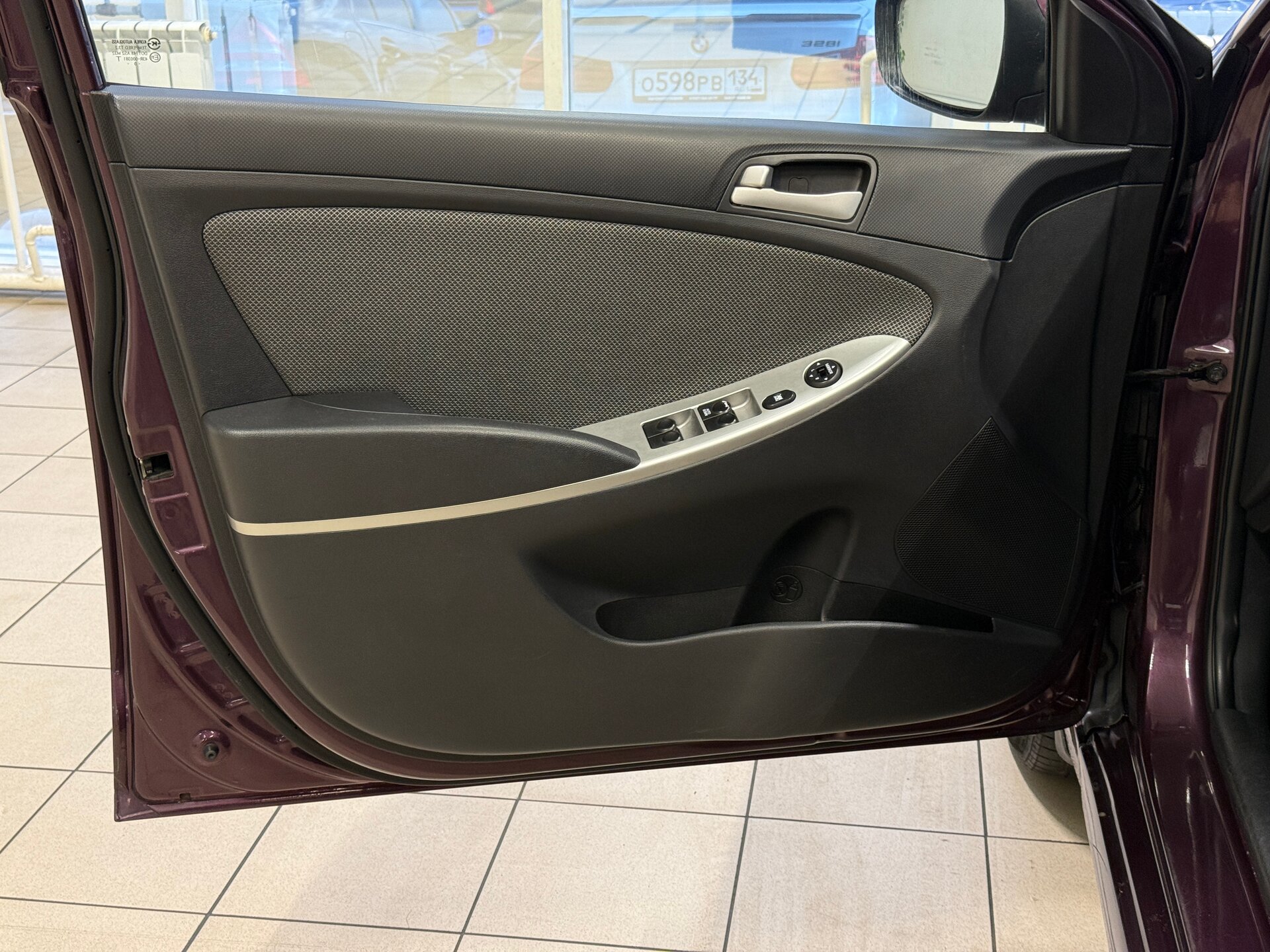 Hyundai Solaris, I 2011