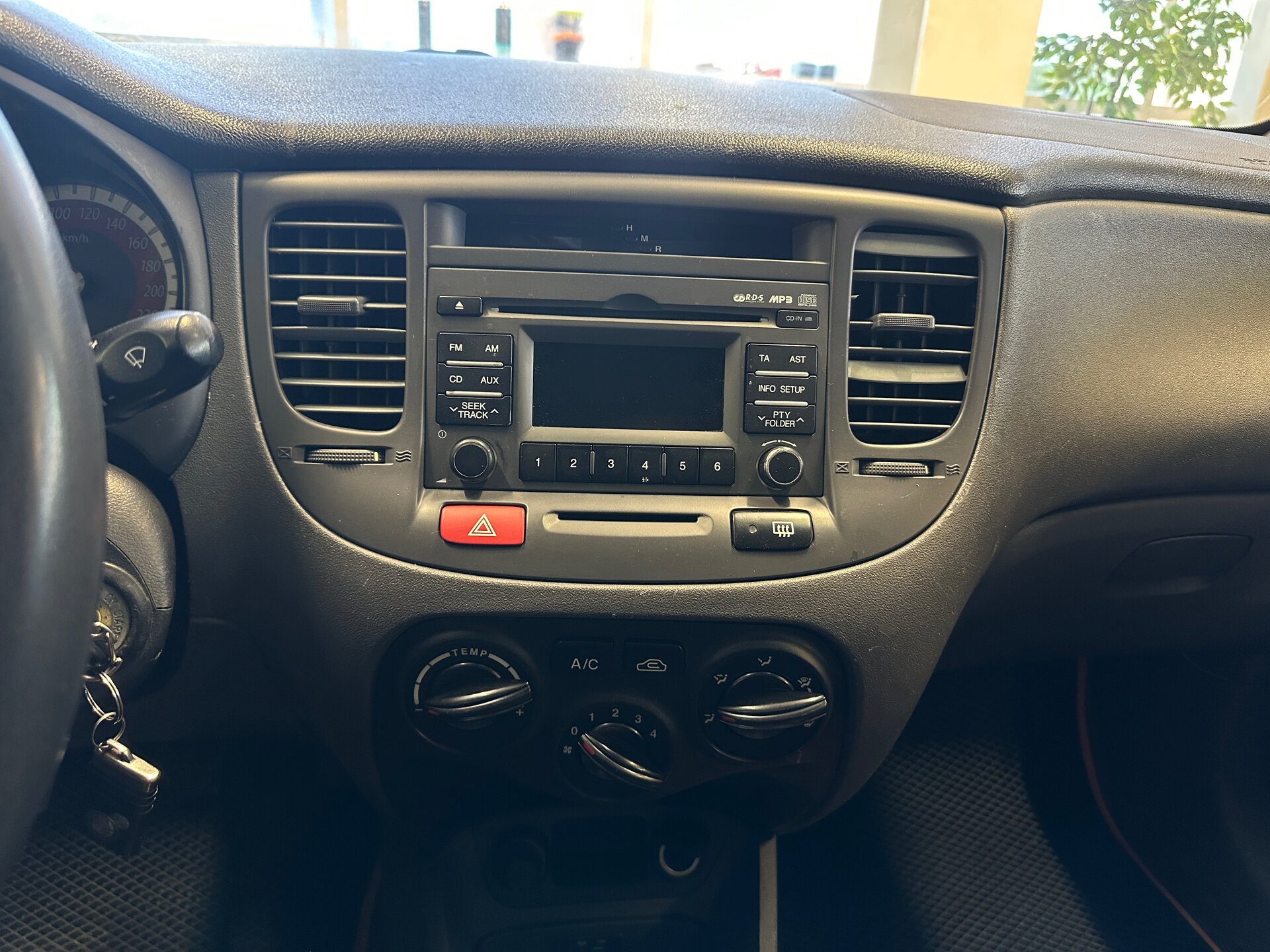 Kia Rio, II Рестайлинг 2011