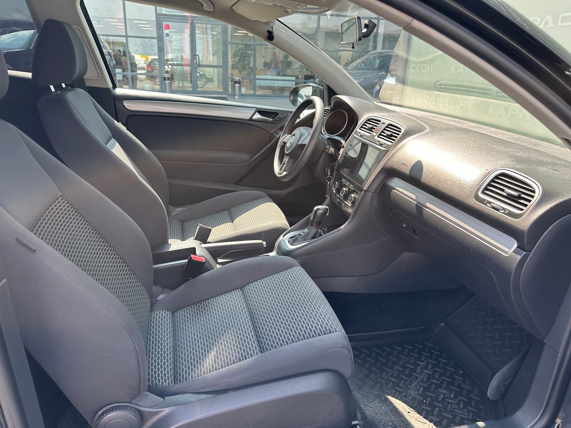 Volkswagen Golf, VI 2011