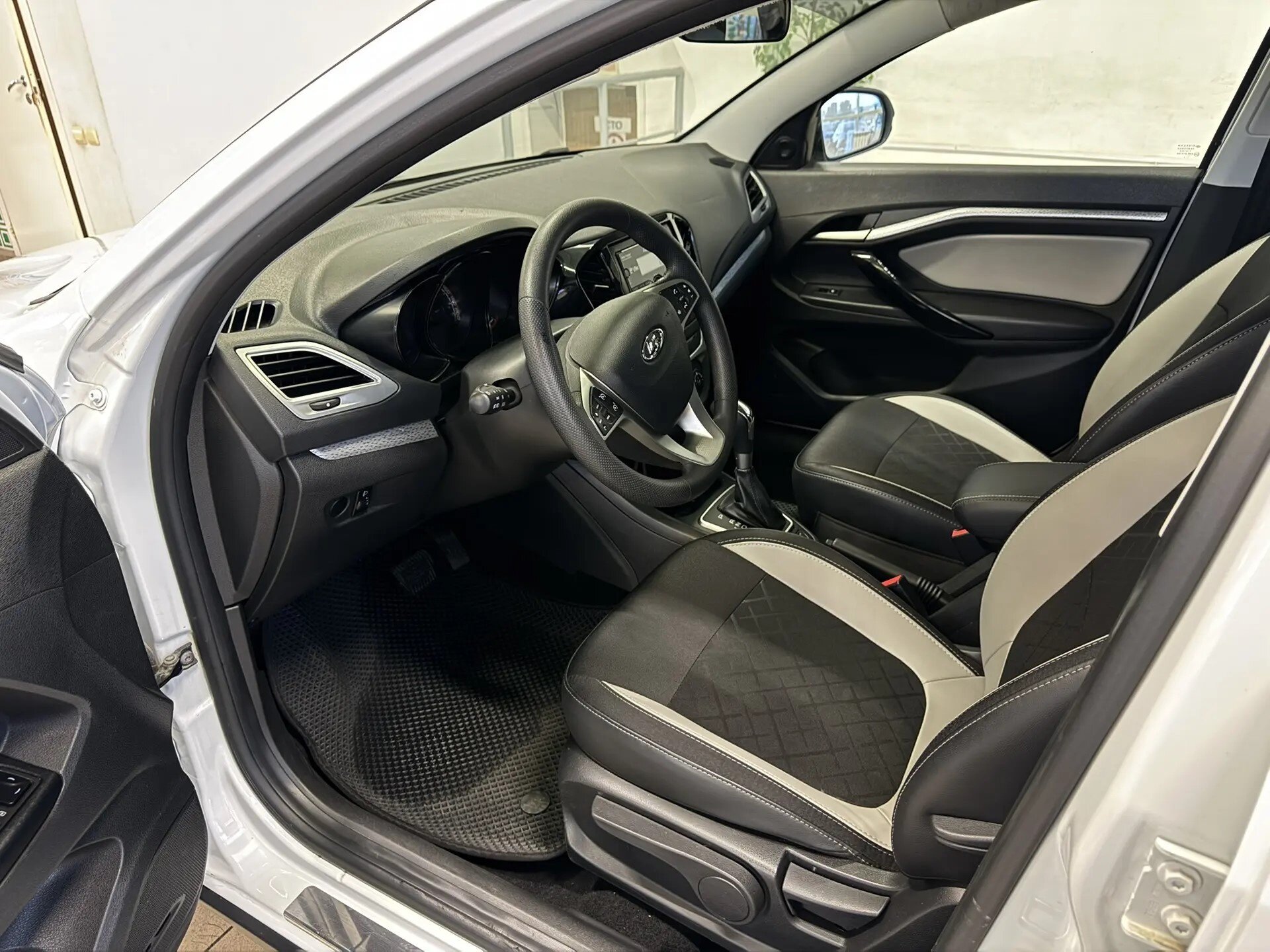 Lada (ВАЗ) Vesta, I 2020