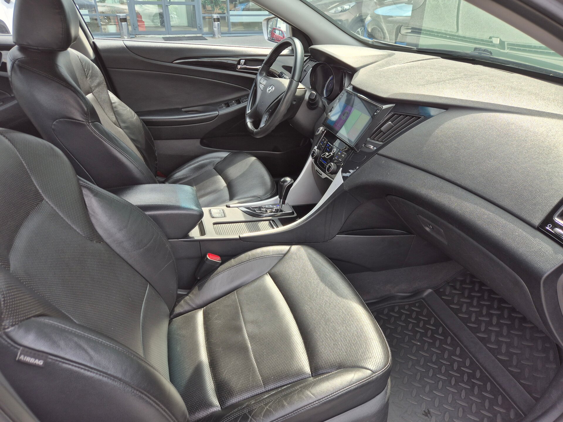 Hyundai Sonata, VI (YF) 2011