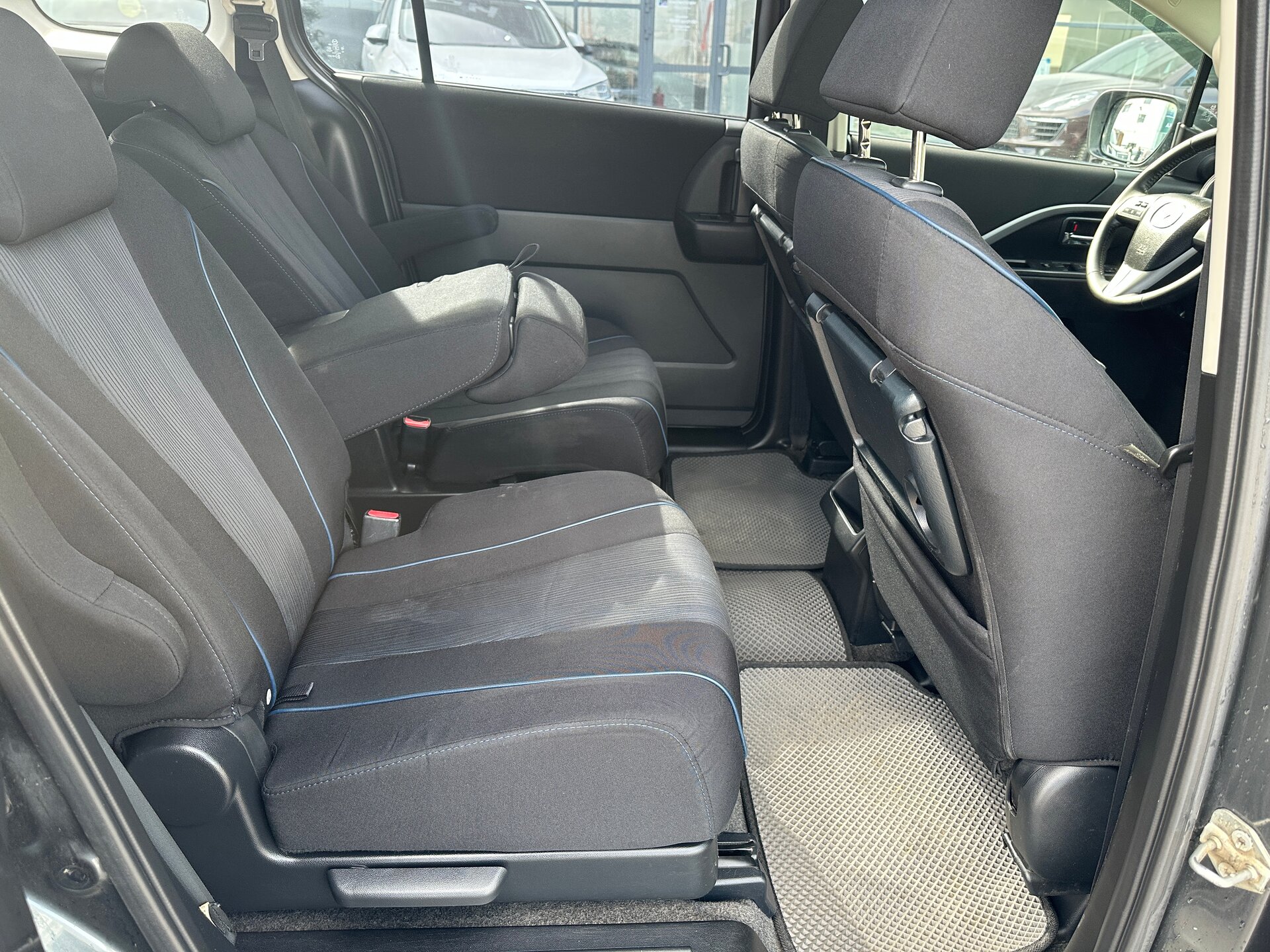 Mazda 5, II (CW) 2011