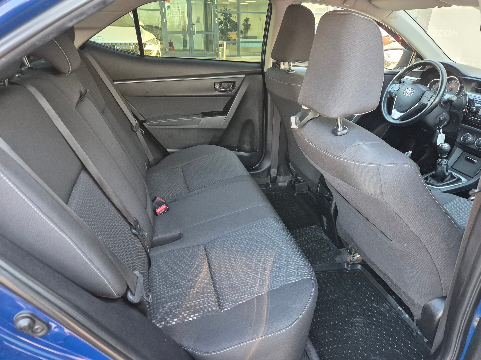 Toyota Corolla, XI (E160, E170, E180) 2013