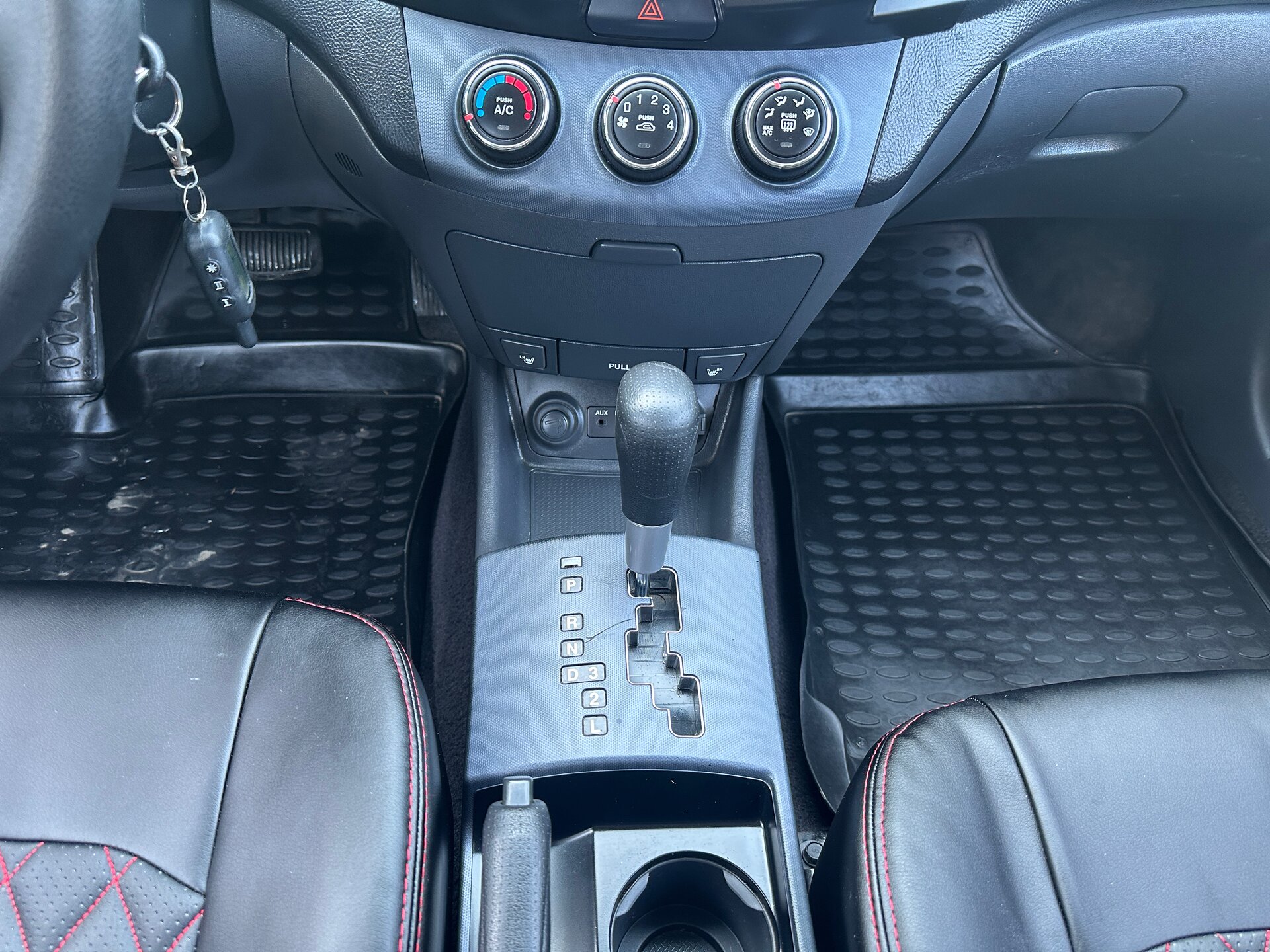 Hyundai Elantra, IV (HD) 2009