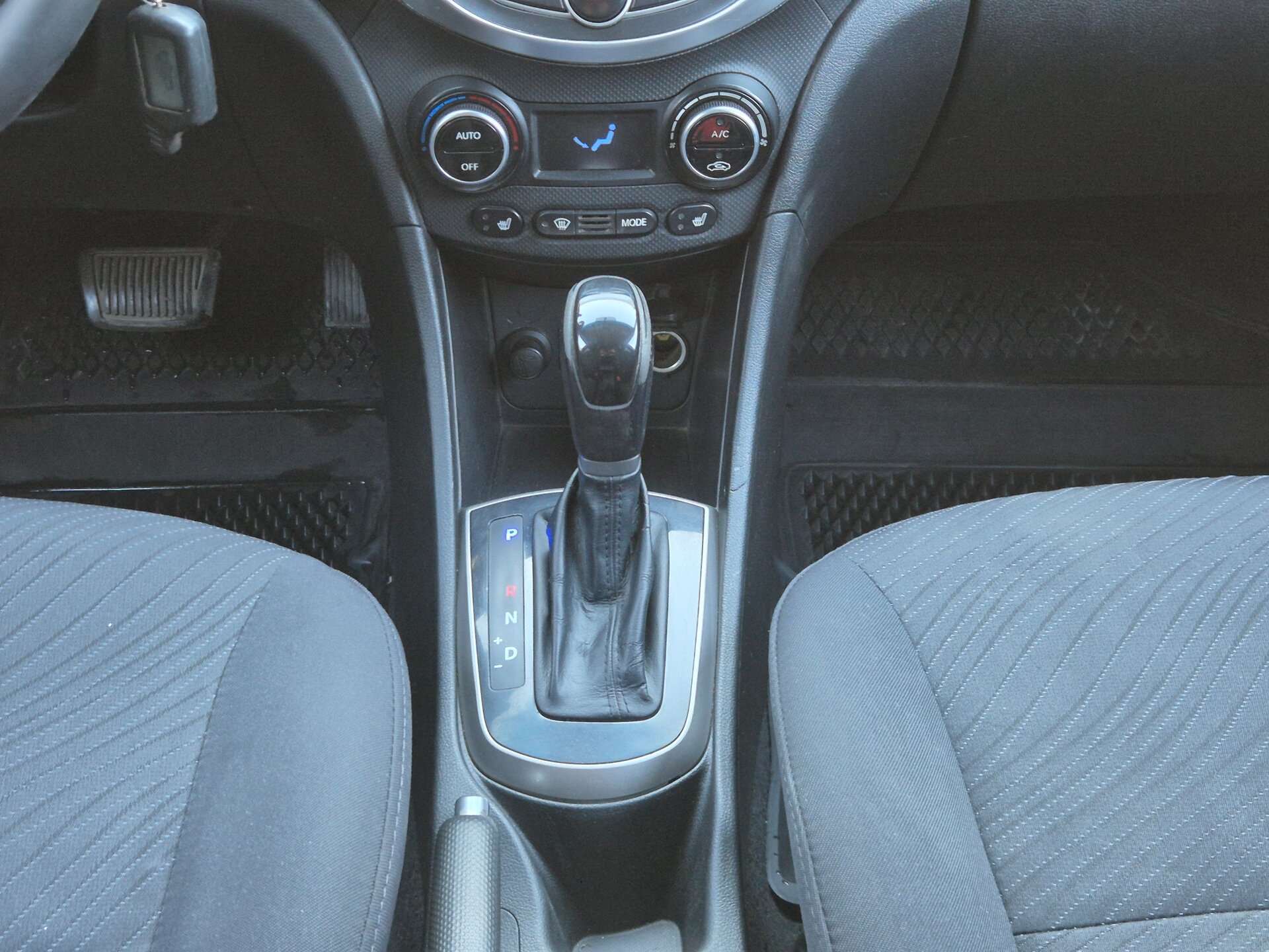 Hyundai Solaris, I Рестайлинг 2015