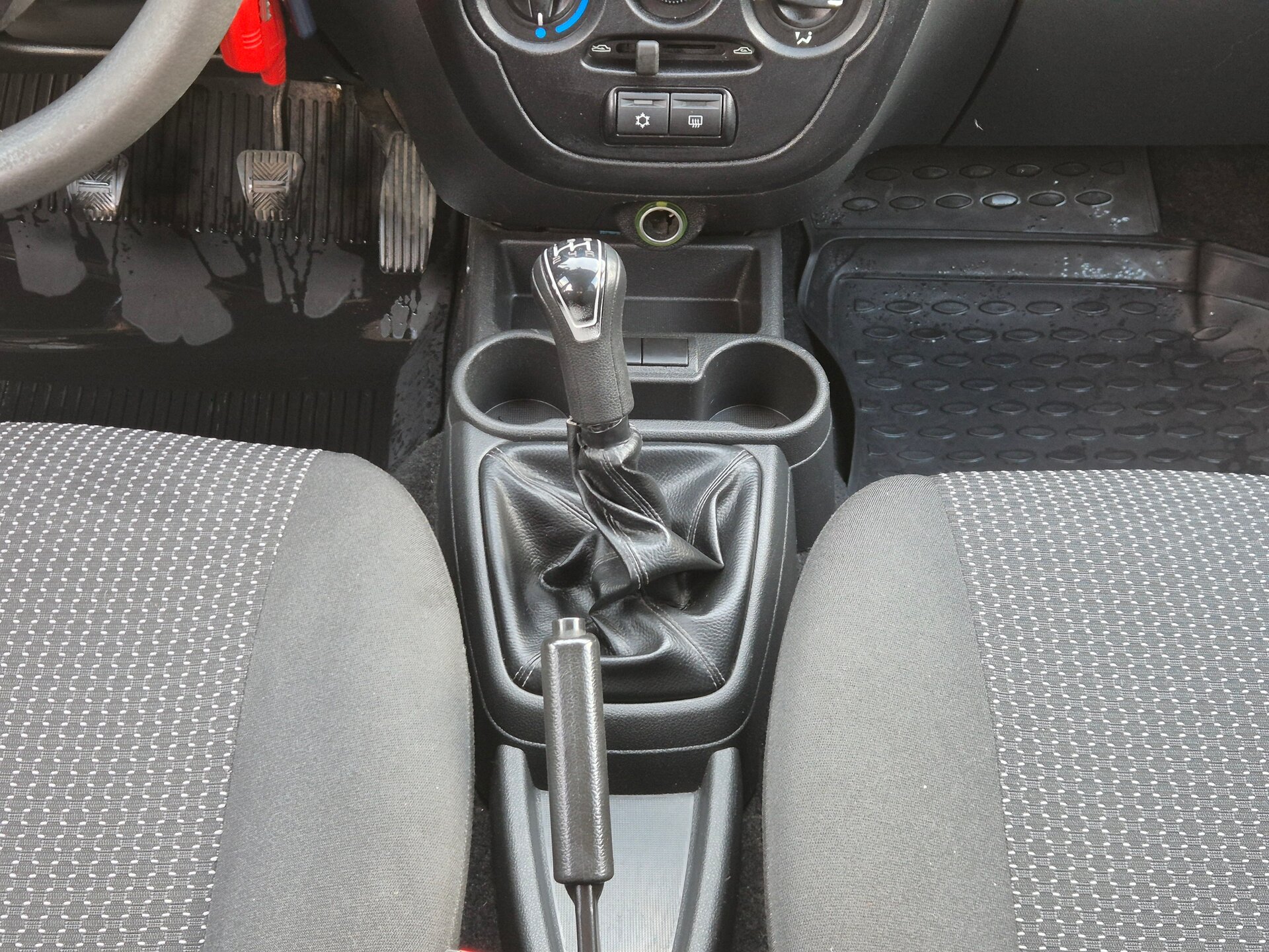 Lada (ВАЗ) Granta, I 2013