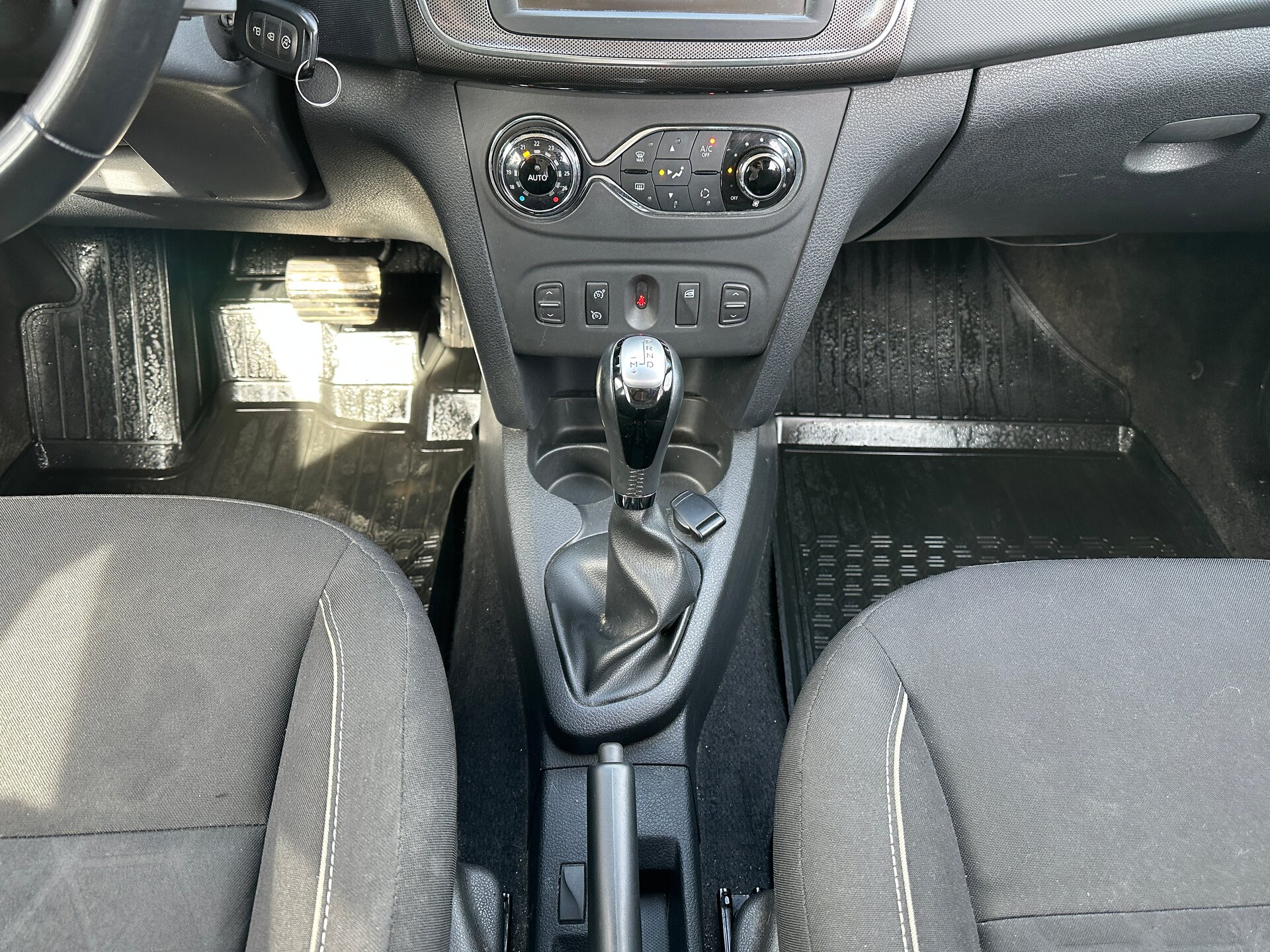 Renault Logan, II Рестайлинг 2019