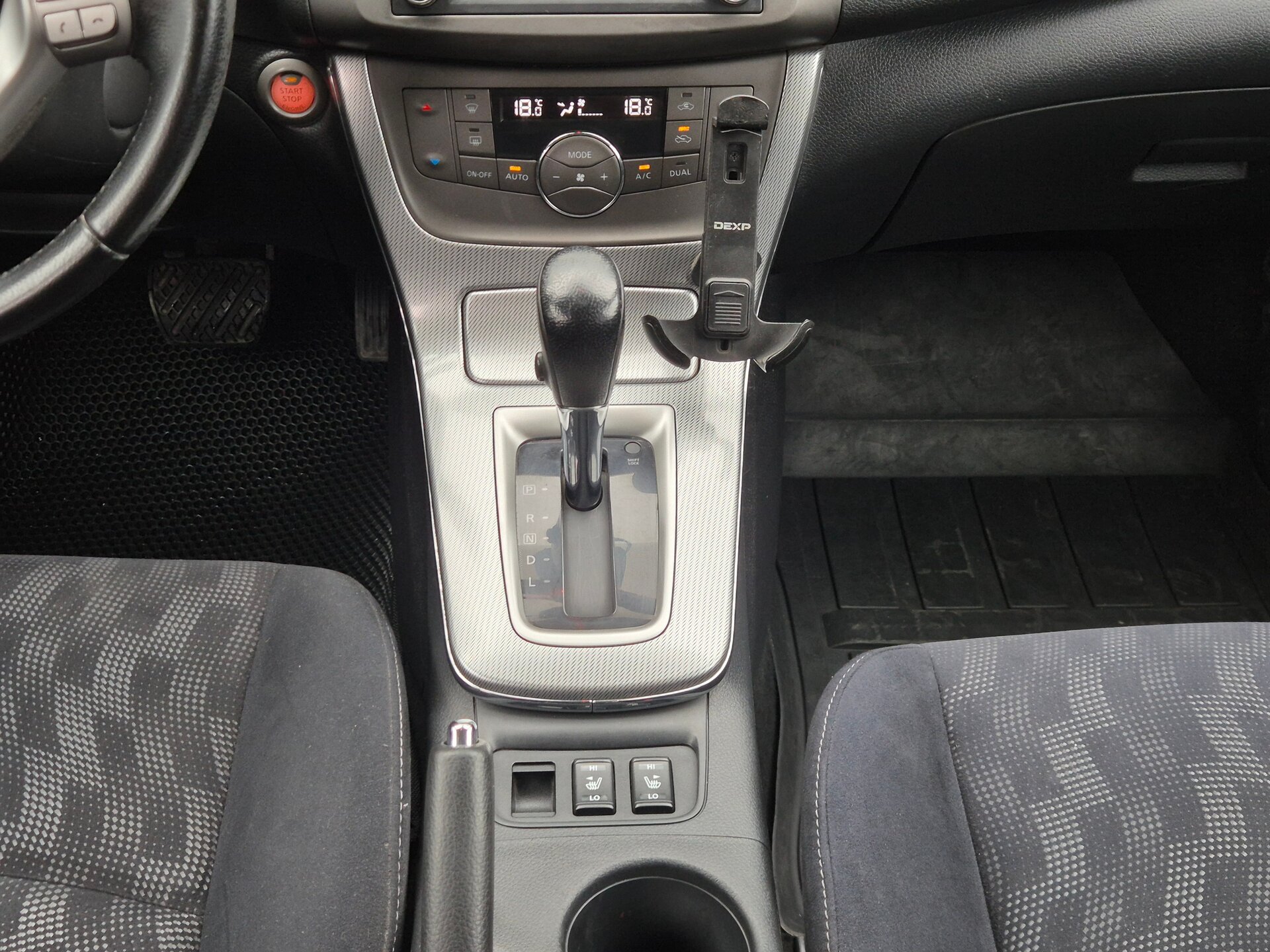 Nissan Tiida, II 2015