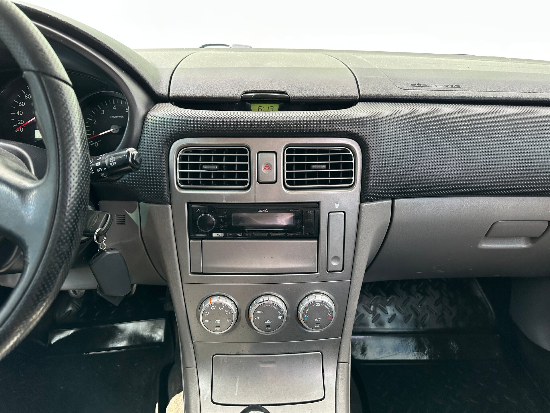 Subaru Forester, II 2003