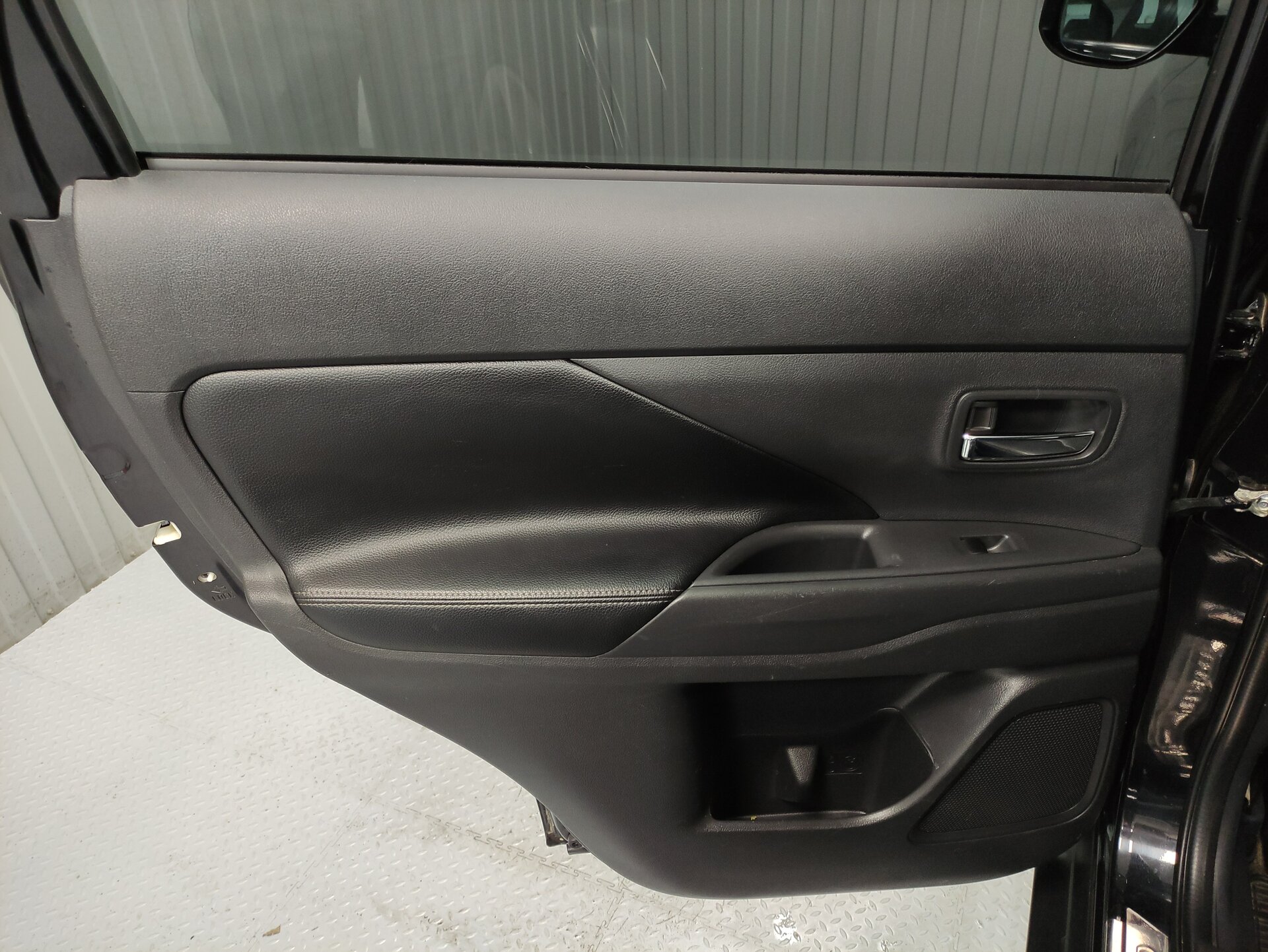Mitsubishi Outlander, III 2013