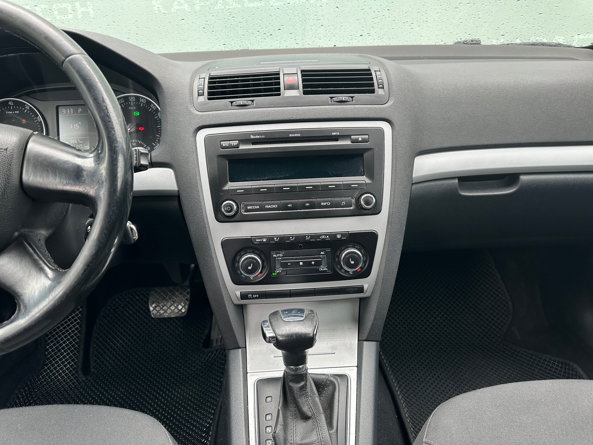Skoda Octavia, II (A5) Рестайлинг 2011