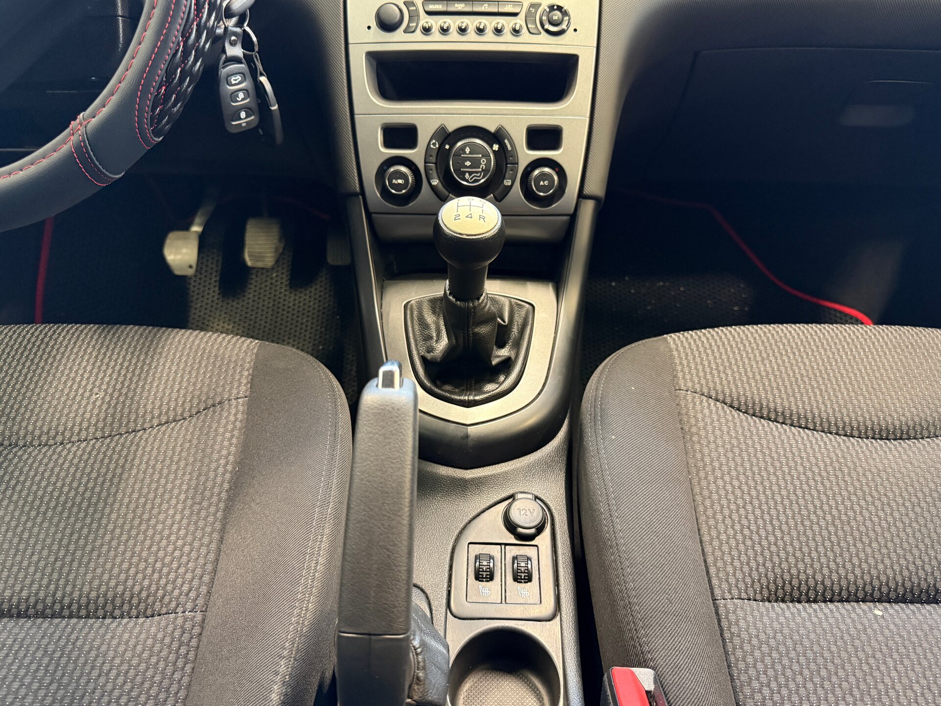 Peugeot 408, I 2013