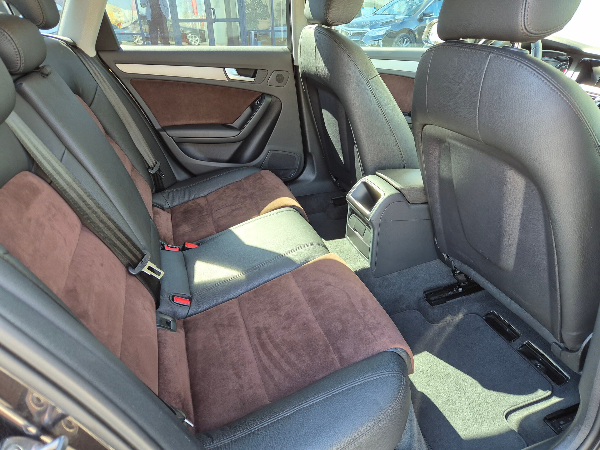 Audi A4, IV (B8) Рестайлинг 2014