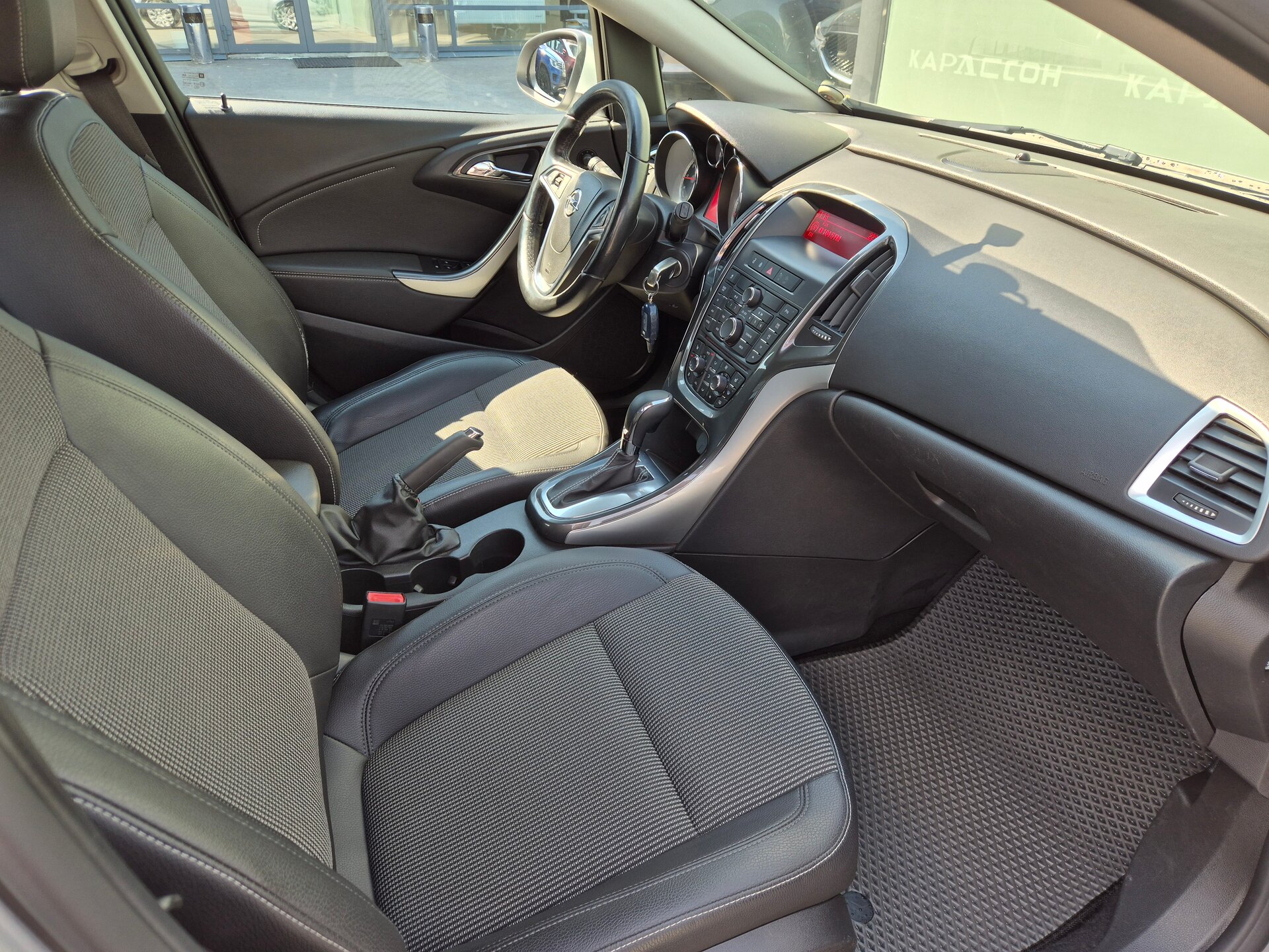 Opel Astra, J Рестайлинг 2012