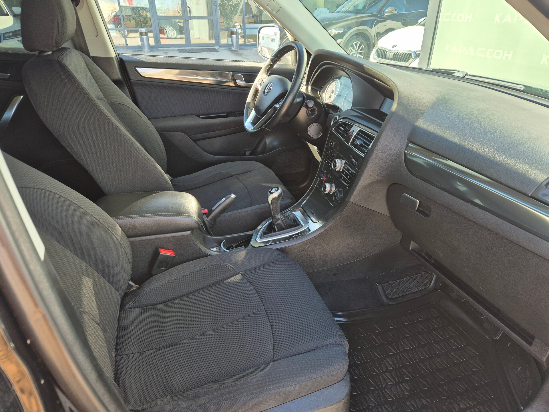 Brilliance V5, I 2015