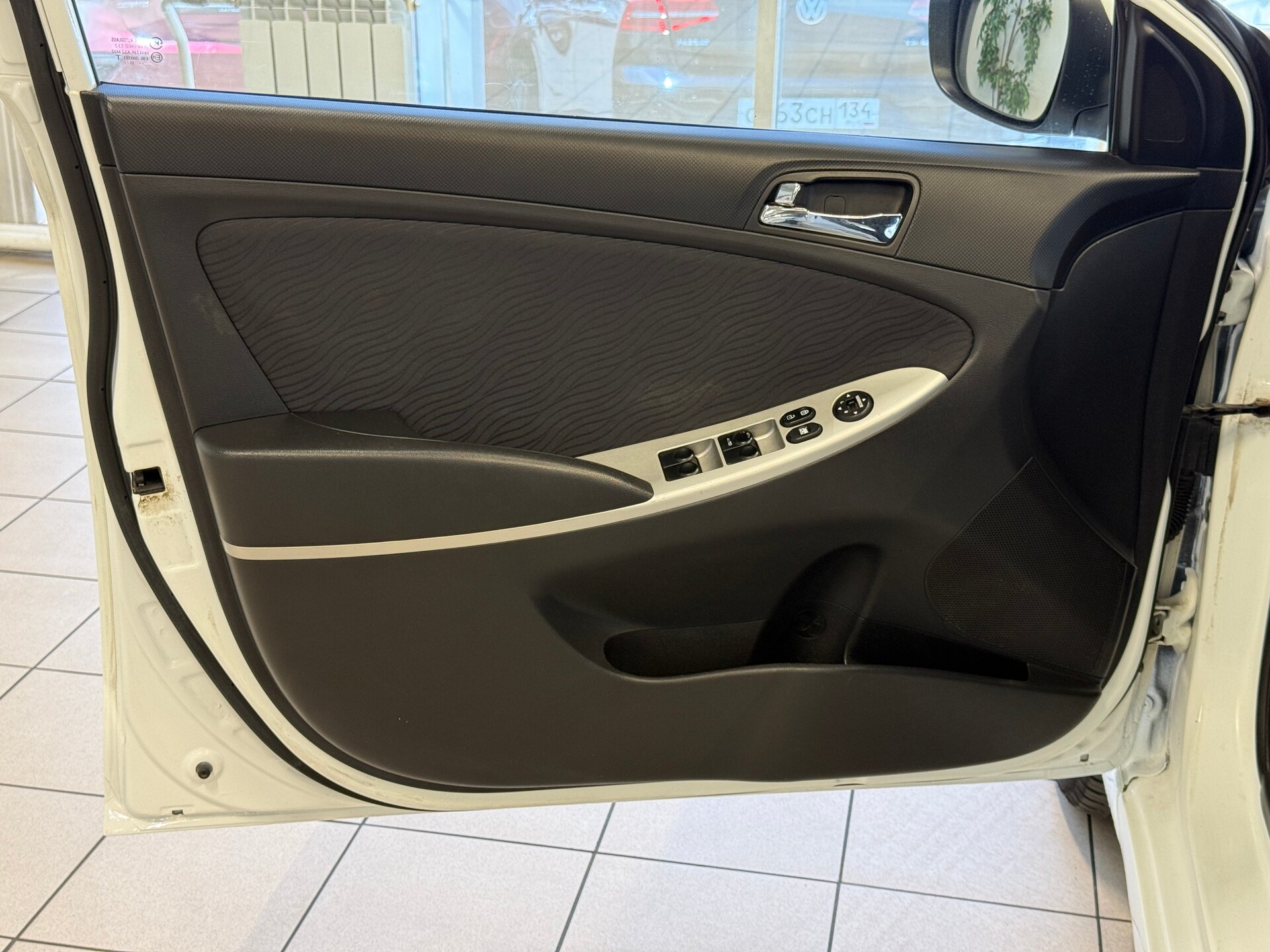 Hyundai Solaris, I 2011