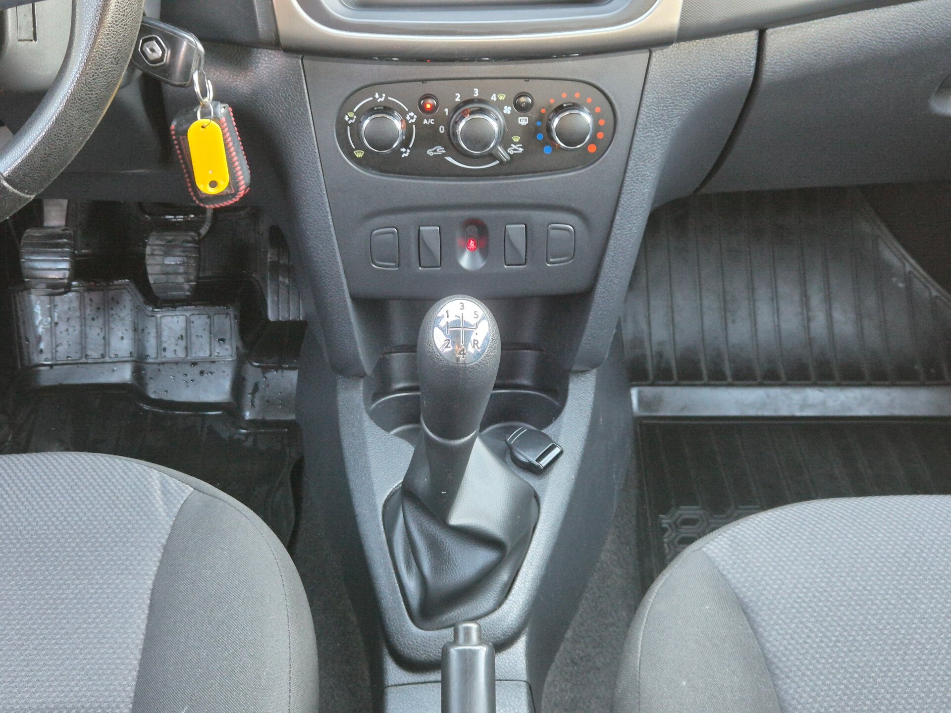 Renault Logan, II Рестайлинг 2018