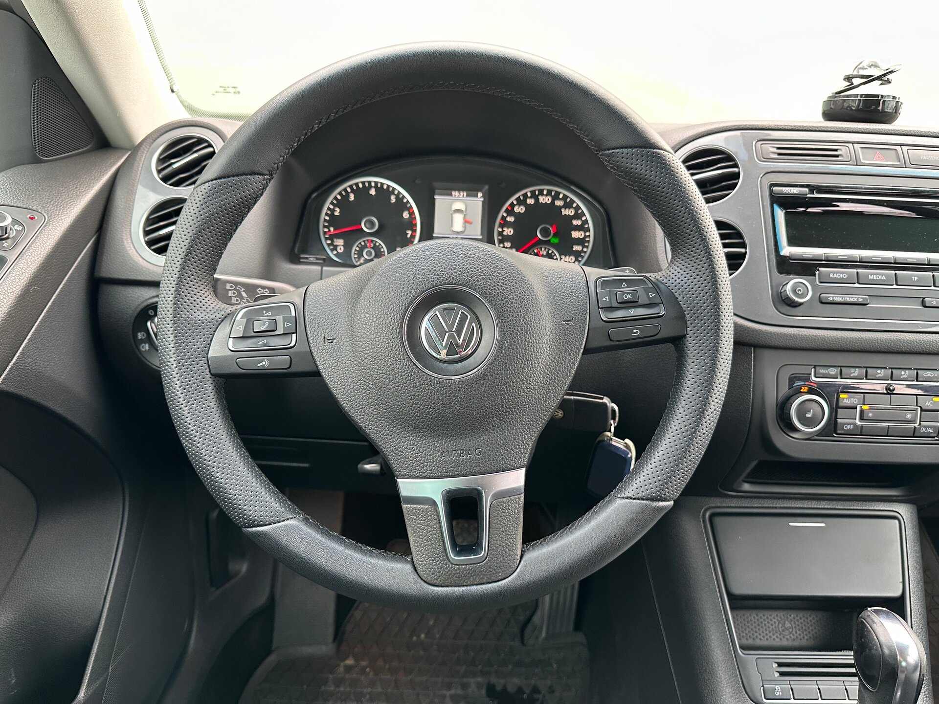 Volkswagen Tiguan, I Рестайлинг 2011