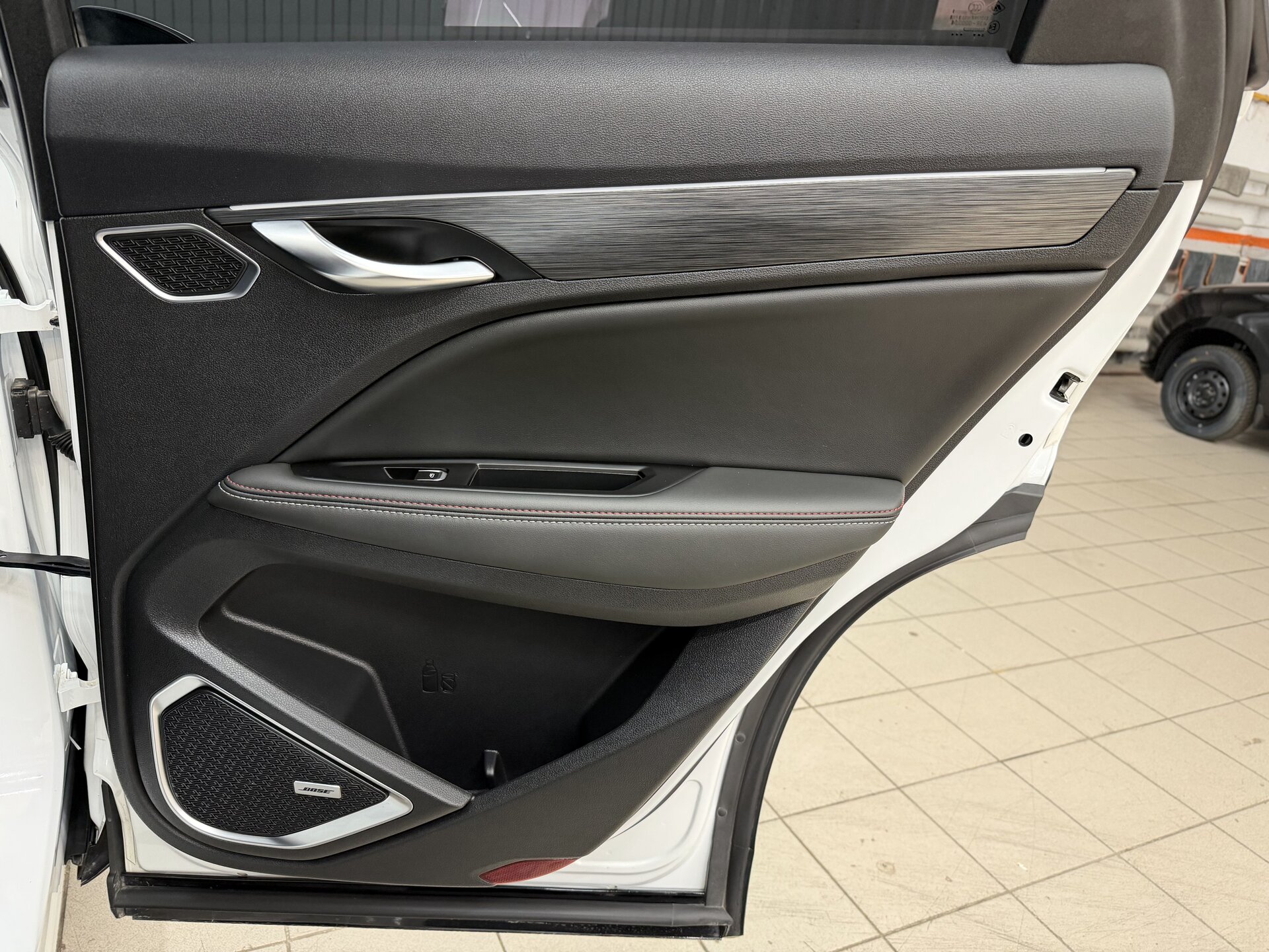 Knewstar 001, I 2024