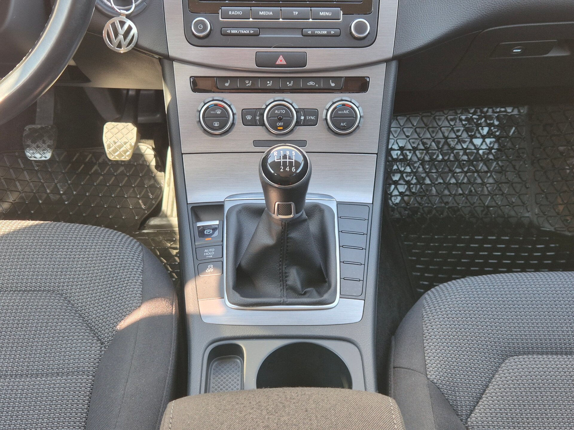 Volkswagen Passat, B7 2014
