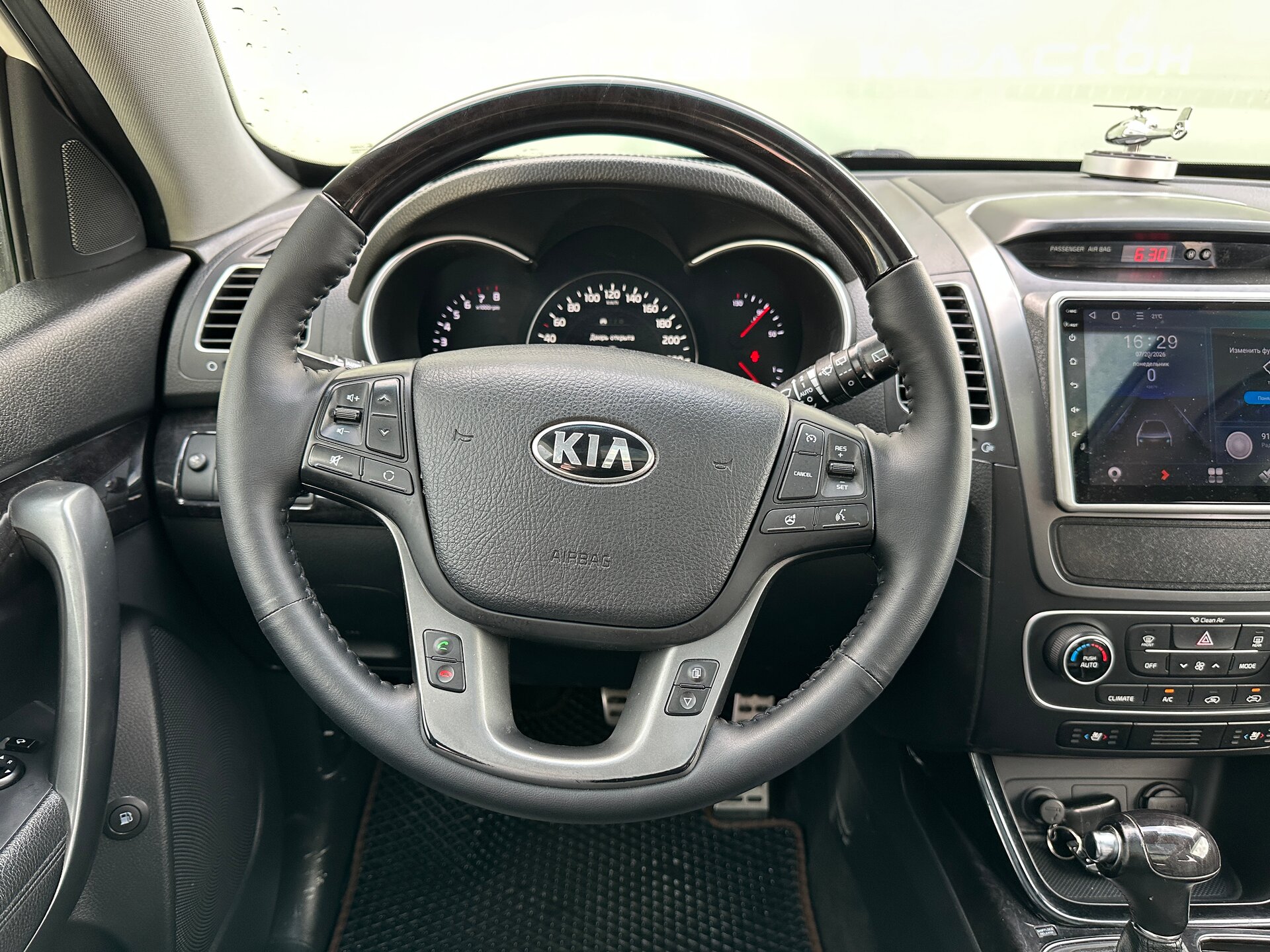Kia Sorento, II Рестайлинг 2014