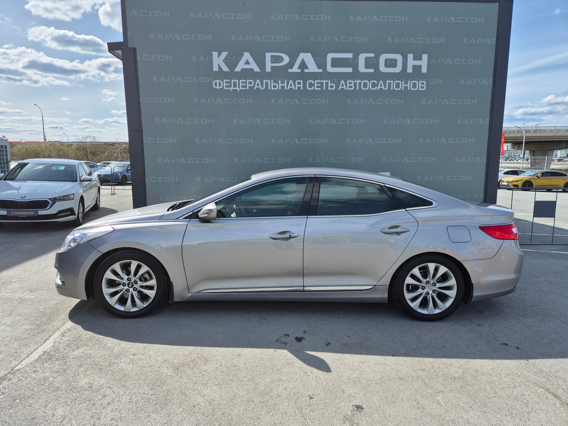 Hyundai Grandeur, V 2012