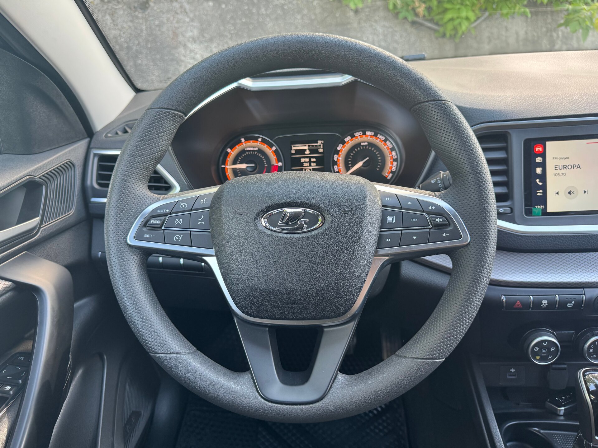 Lada (ВАЗ) Vesta, I Рестайлинг (NG) 2025
