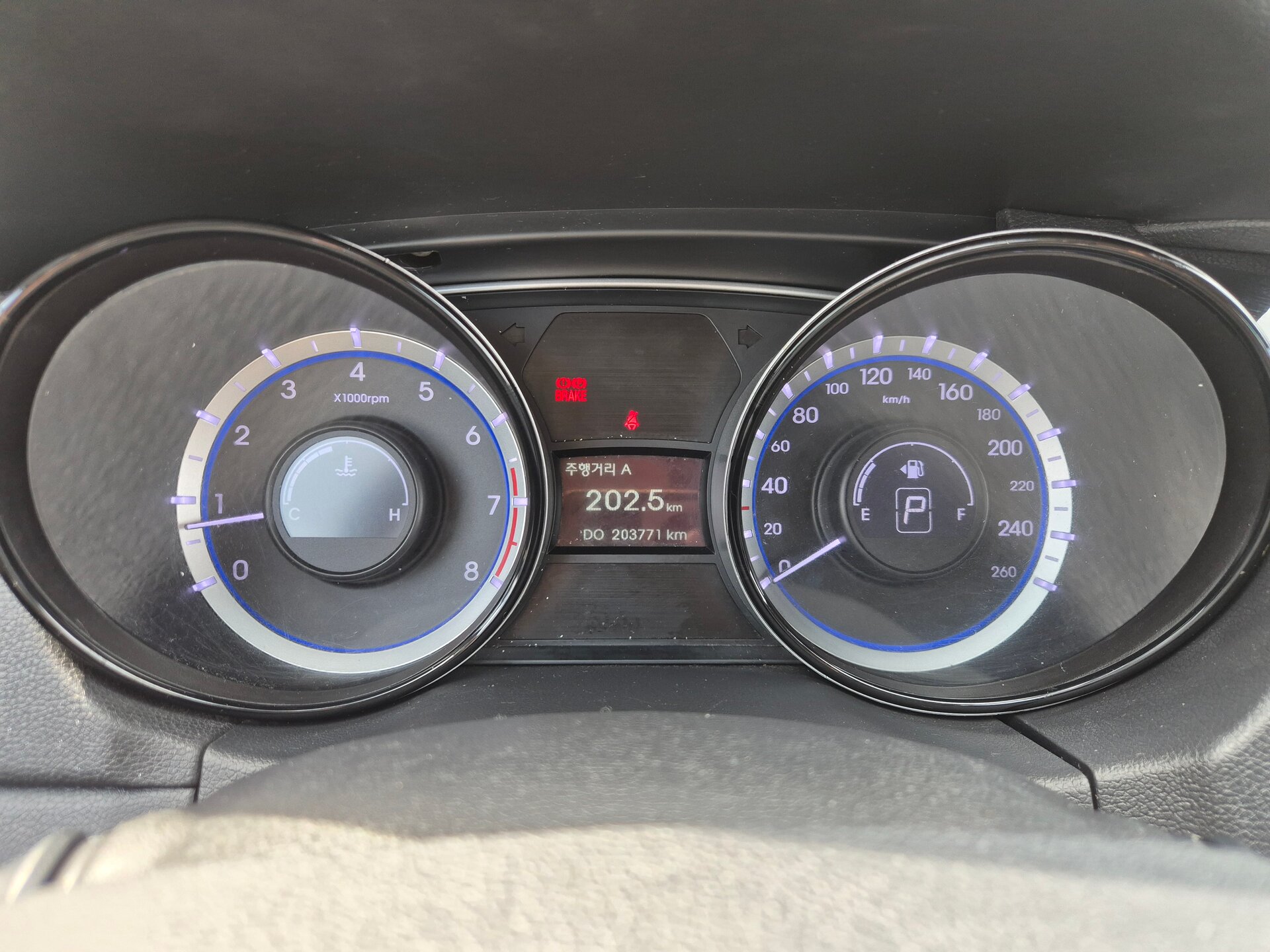 Hyundai Sonata, VI (YF) 2011