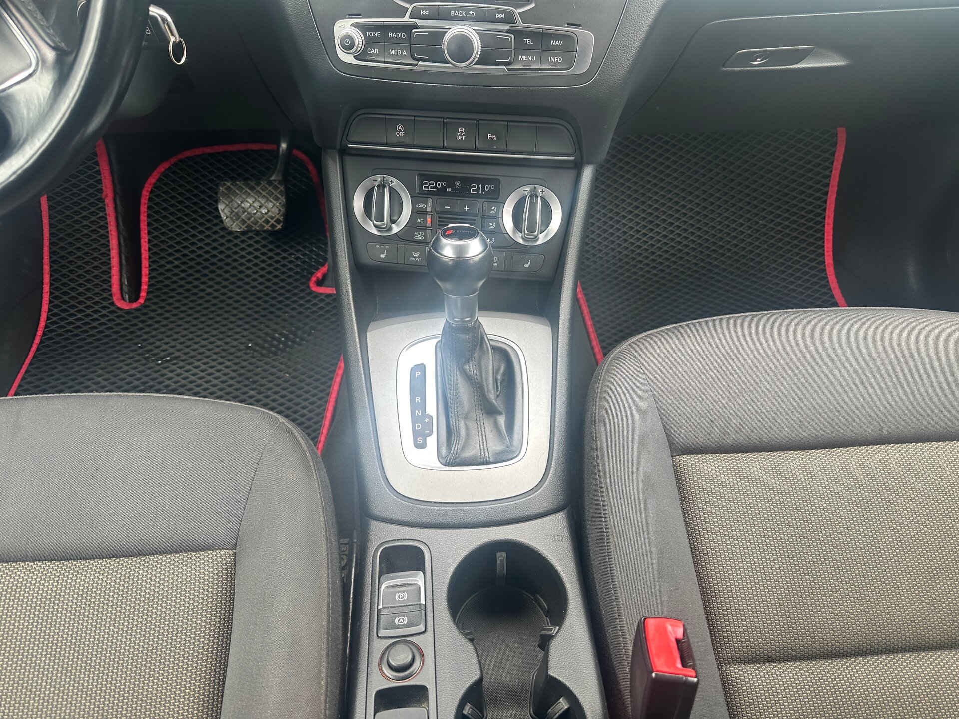 Audi Q3, I (8U) 2012