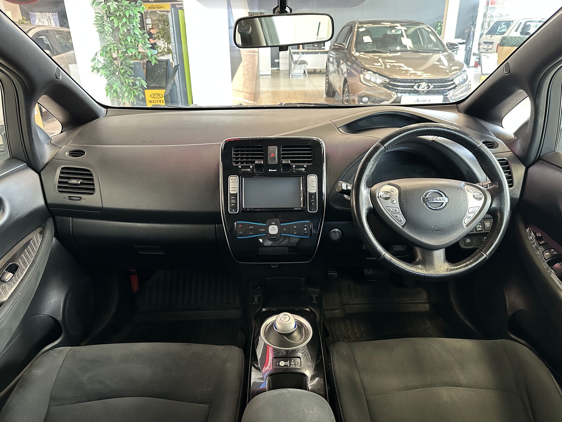 Nissan Leaf, I (ZE0/AZE0) 2012